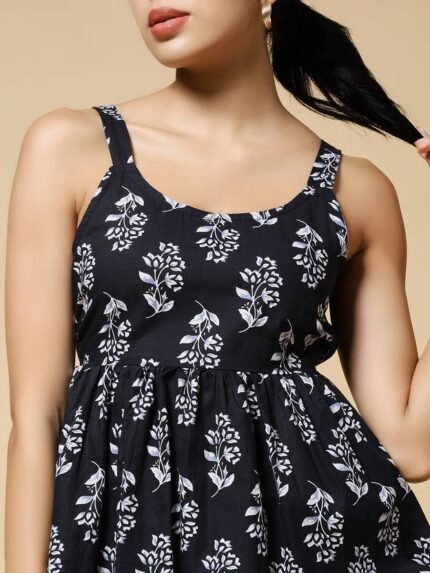 Renqiran  Casual Sleeveless Printed Women Green Top