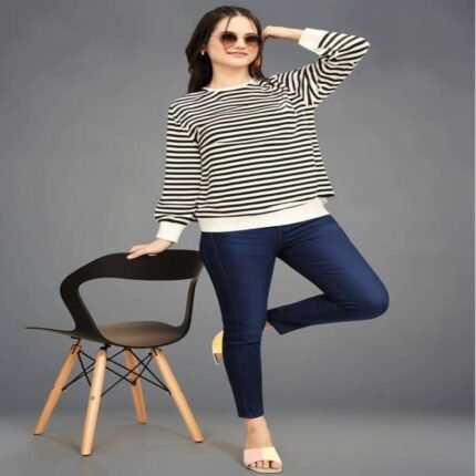 VAMI Women Striped Round Neck Cotton Blend Black T-Shirt